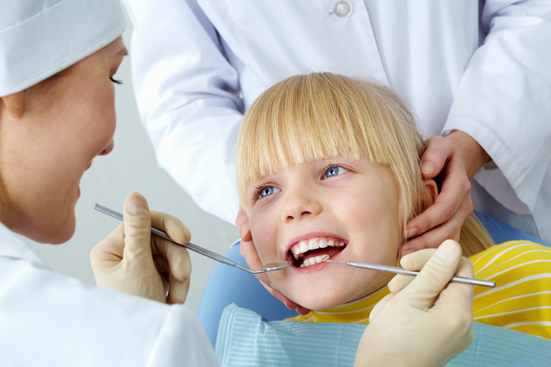 child at dentist small - Tips to Help Your Children Overcome A Fear of the Dentist